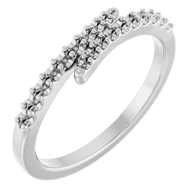 Accented Bypass Ring